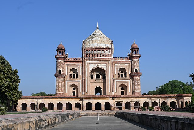 The Majestic Elegance of Safdarjung Tomb: A Timeless Marvel in Delhi ...